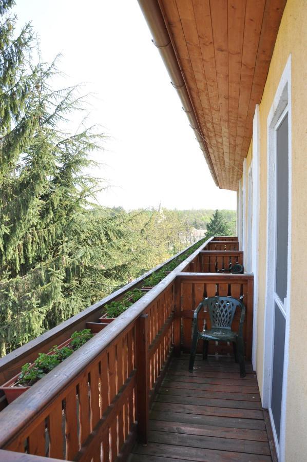 Gloriett Panzió Fertőboz Exterior foto