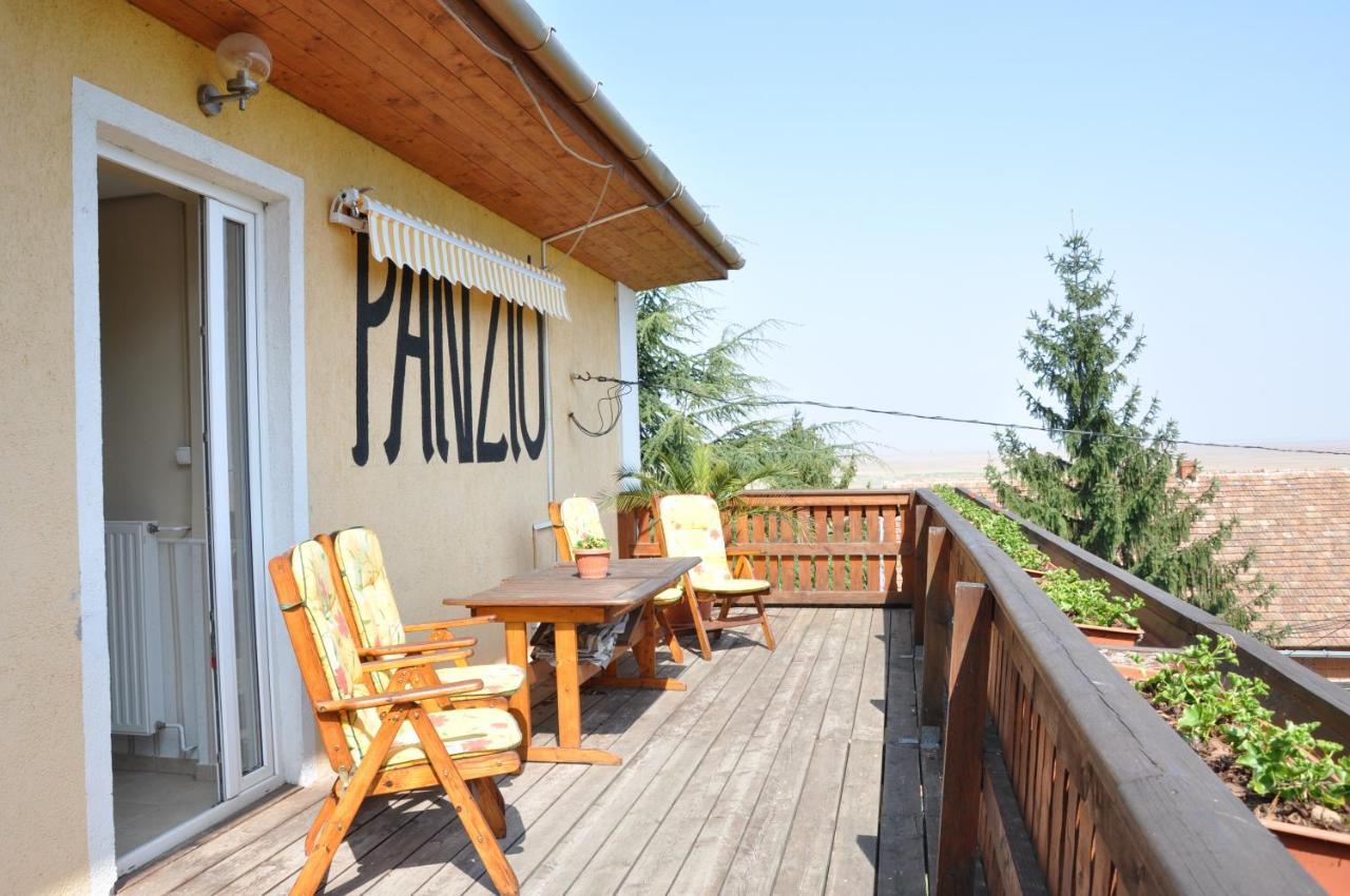 Gloriett Panzió Fertőboz Exterior foto